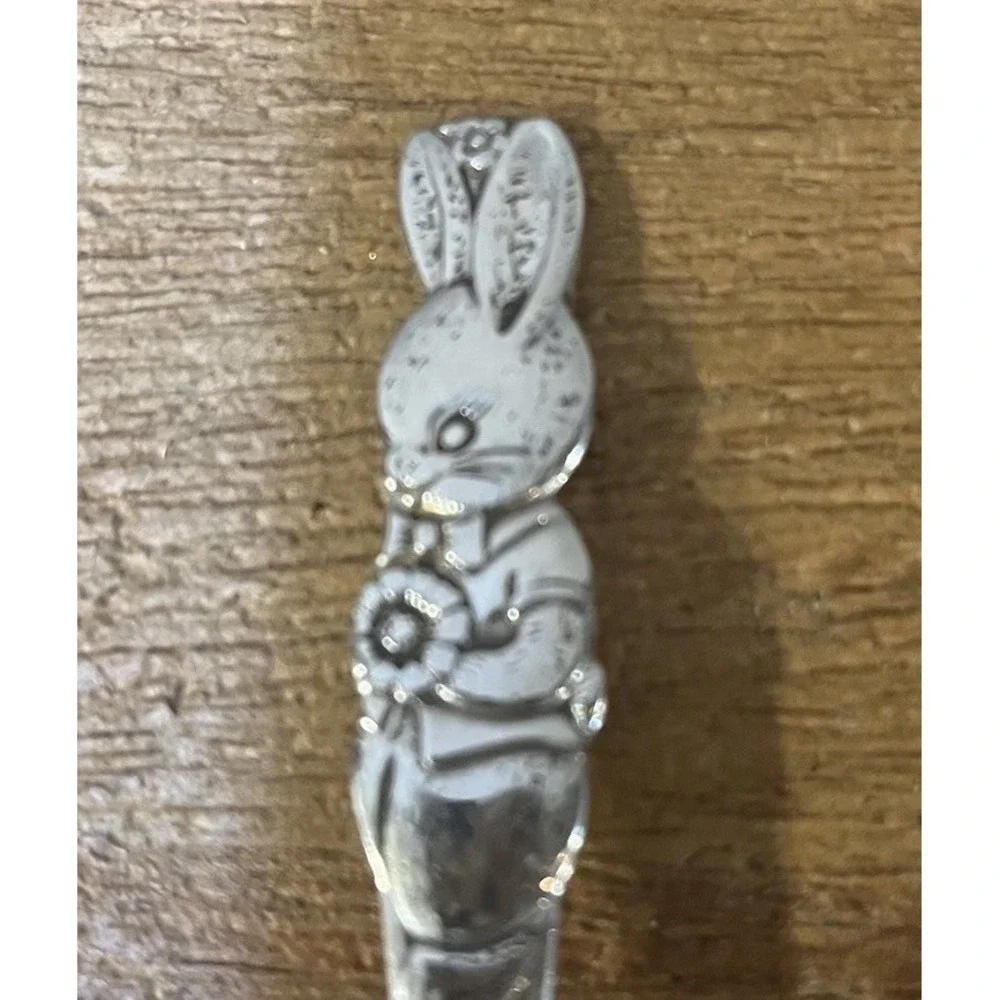Oneida Peter Rabbit Community Stainless Child Baby Spoon Lot of 3 Bunny Flatware